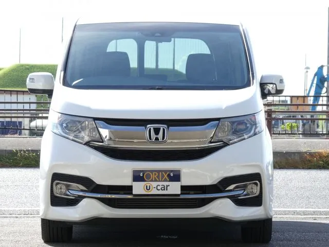 ステップワゴン　スパーダ（ホンダ）の車両写真