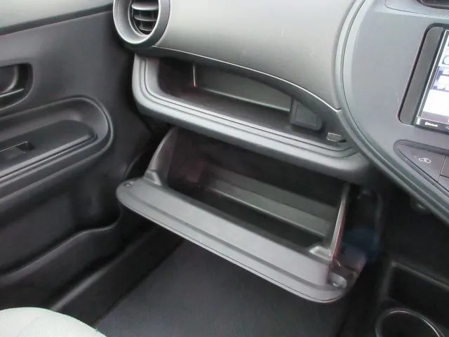 アクア(トヨタ)の車両写真