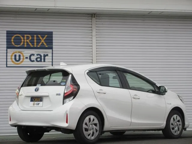 アクア(トヨタ)の車両写真