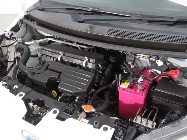 ミラ　イース（ダイハツ）の車両写真