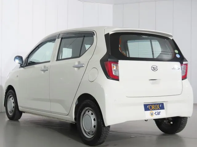 ミラ　イース（ダイハツ）の車両写真