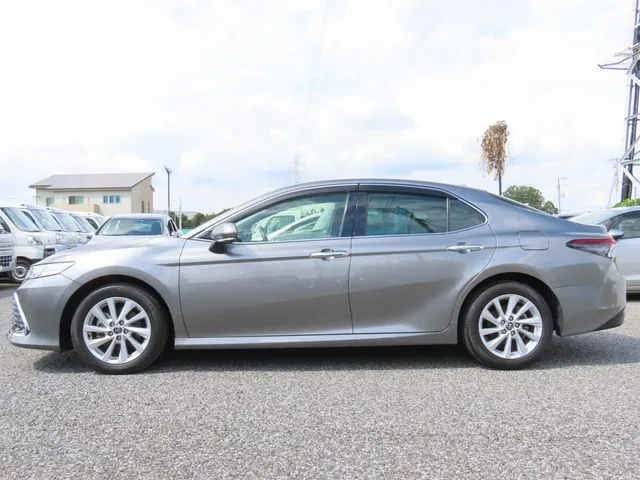 カムリ　ハイブリッド（トヨタ）の車両写真