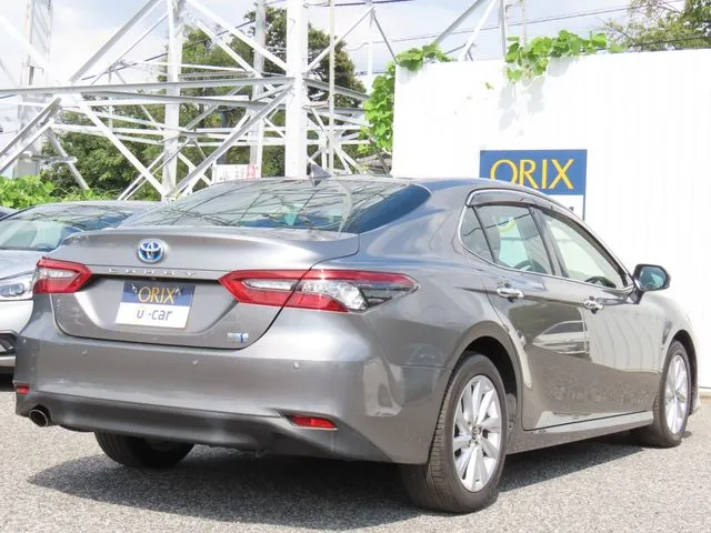 カムリ　ハイブリッド（トヨタ）の車両写真