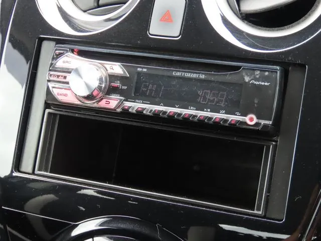 ニッサン　ノート