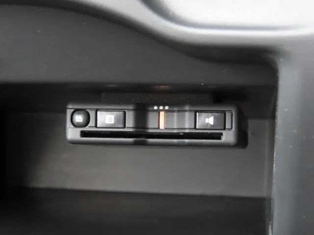 ニッサン　ノート