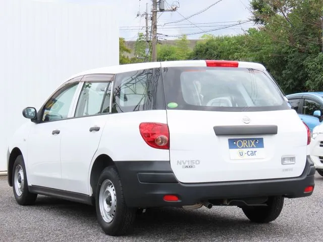 ニッサン NV150 AD 2WD