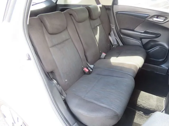 ホンダ　シャトル　ハイブリッド