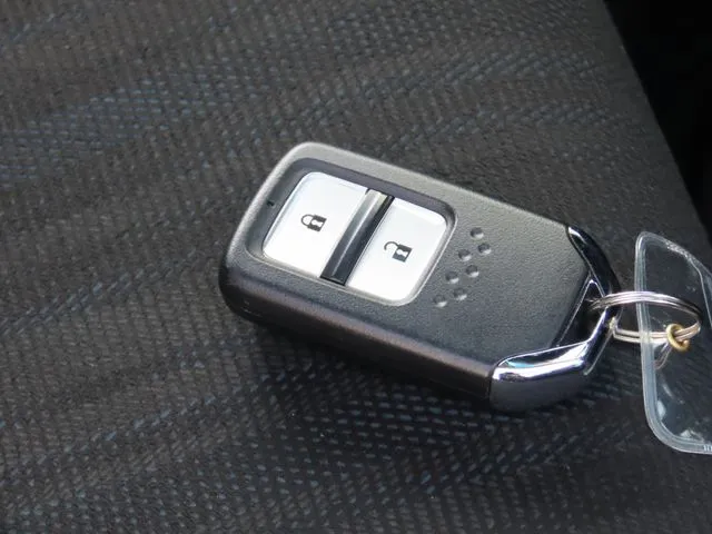 ホンダ　シャトル　ハイブリッド