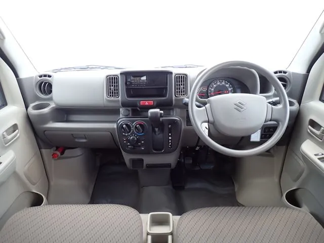 エブリイバン（スズキ）の車両写真