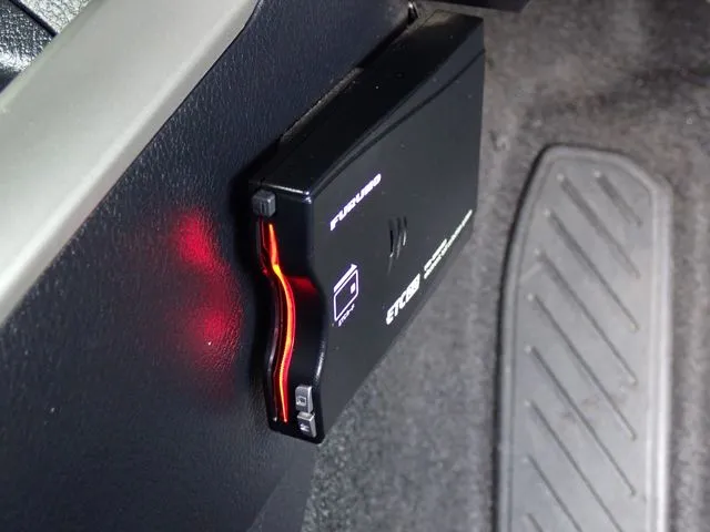 トヨタ　カローラフィールダー　ハイブリッド