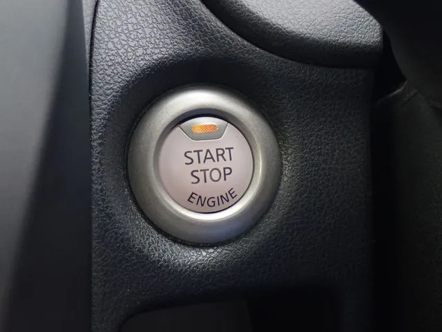 ノート（ニッサン）の車両写真