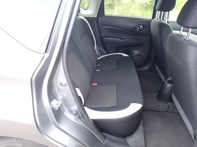 ノート（ニッサン）の車両写真