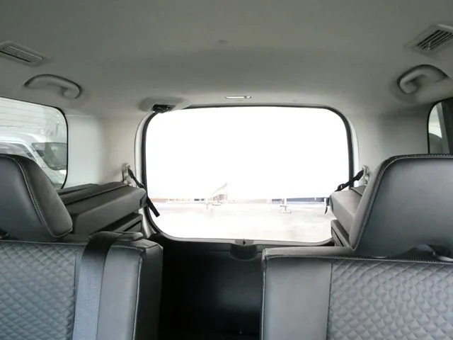 セレナ　Ｓハイブリッド（ニッサン）の車両写真