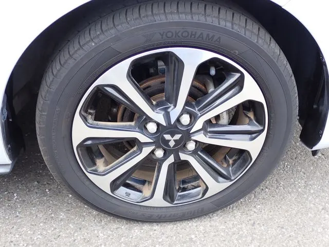 ミラージュHB(ミツビシ)の車両写真