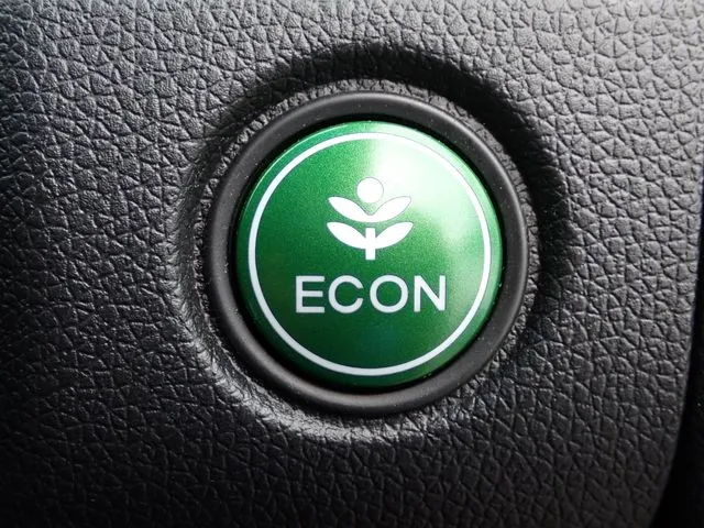 ホンダ　シャトル　ハイブリッド