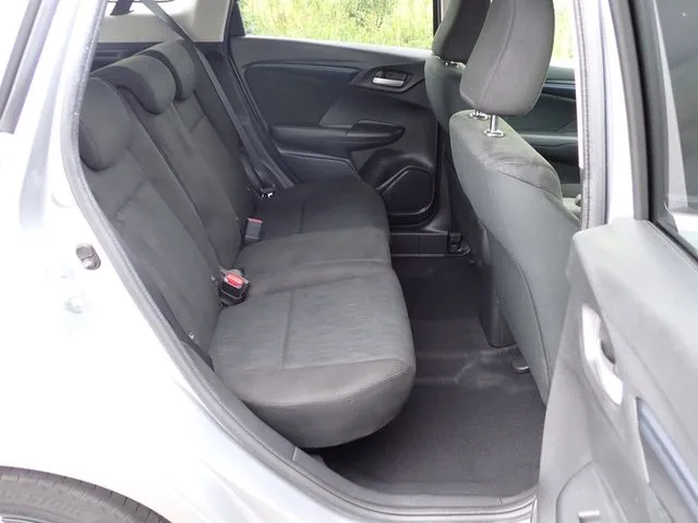 ホンダ　シャトル　ハイブリッド