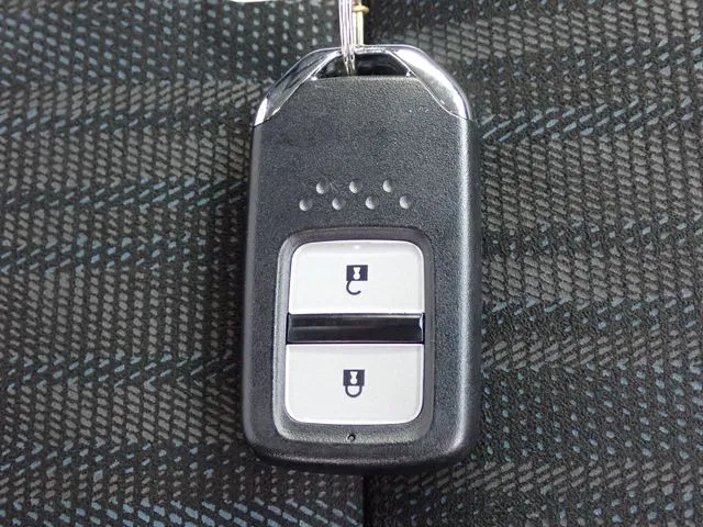 ホンダ　シャトル　ハイブリッド