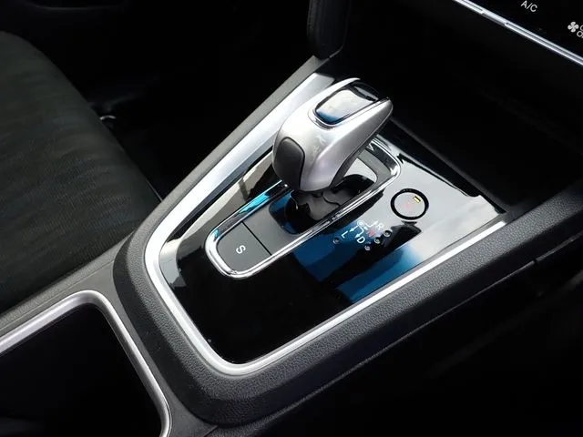 ホンダ　シャトル　ハイブリッド