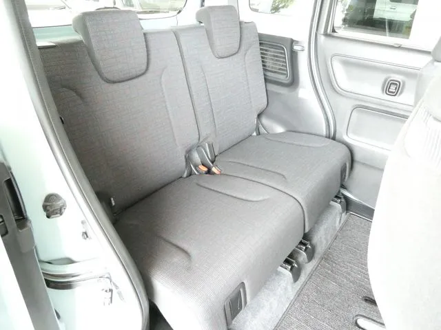 スペーシア　ギア（スズキ）の車両写真