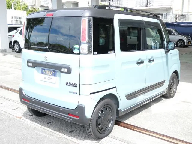 スペーシア　ギア（スズキ）の車両写真
