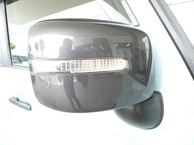 スペーシア　ギア（スズキ）の車両写真