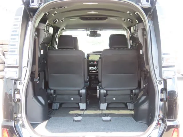 トヨタ ヴォクシー