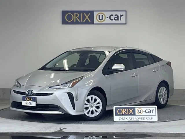 トヨタ プリウス