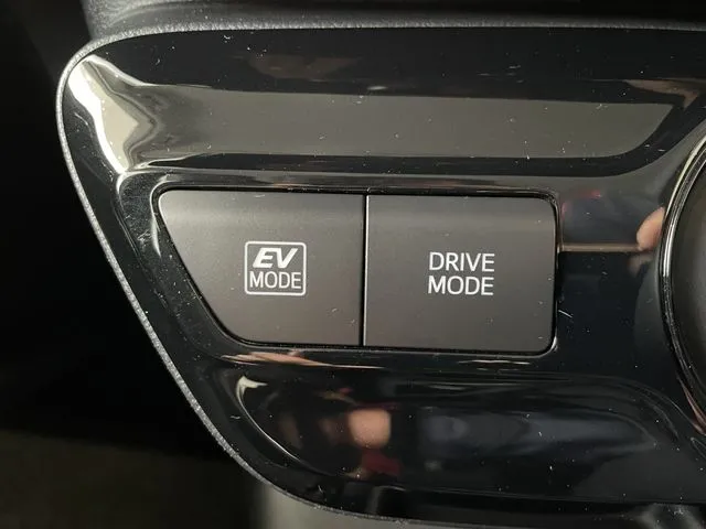 トヨタ　プリウス