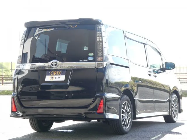 トヨタ ヴォクシー