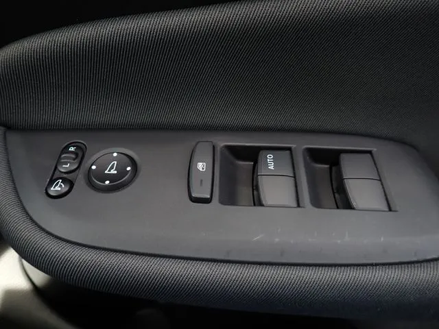 ホンダ　フィット　ｅ：ＨＥＶ