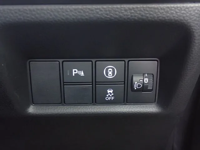 ホンダ　フィット　ｅ：ＨＥＶ