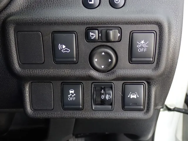 ノート（ニッサン）の車両写真