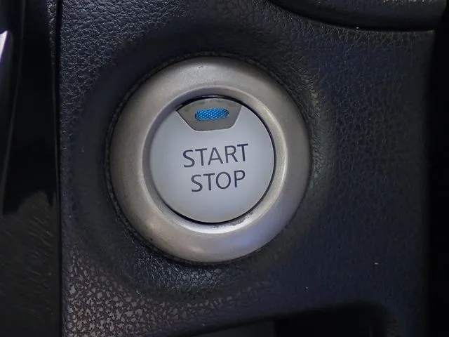 ノート（ニッサン）の車両写真