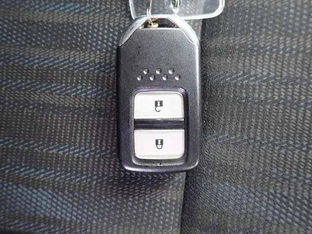 ホンダ　シャトル　ハイブリッド