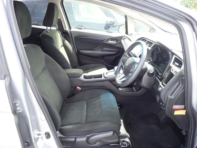 ホンダ　シャトル　ハイブリッド