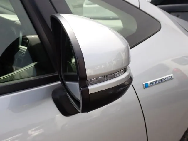 ホンダ　シャトル　ハイブリッド