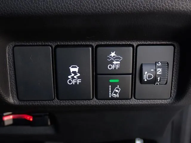 ホンダ　シャトル　ハイブリッド