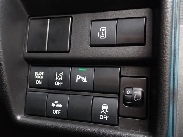 スズキ　ソリオ