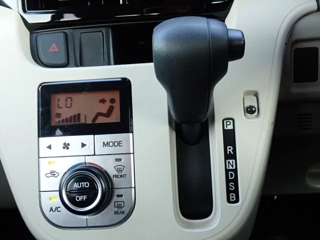 ダイハツ ムーヴ