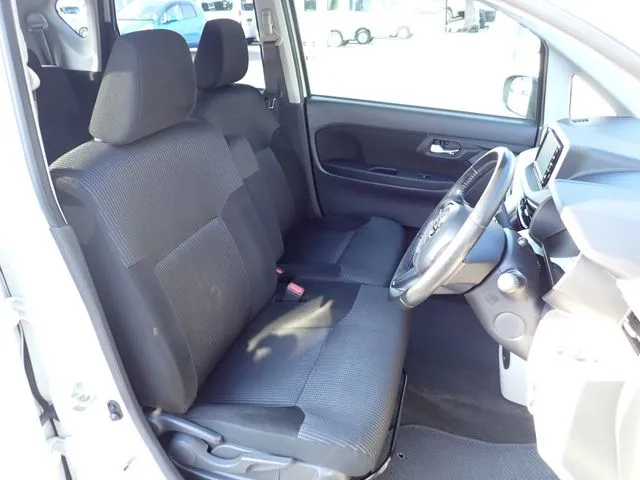 ダイハツ ムーヴ