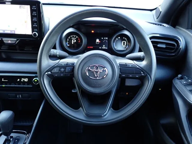 トヨタ　ヤリス