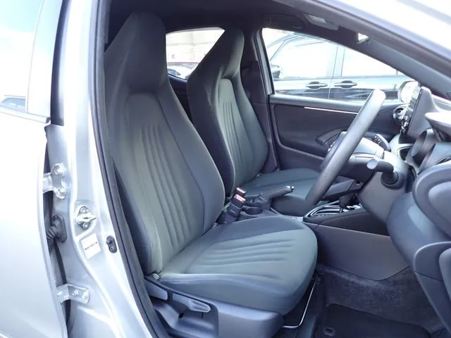 トヨタ　ヤリス