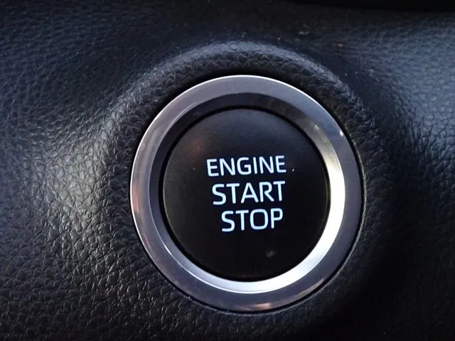 トヨタ　ヤリス