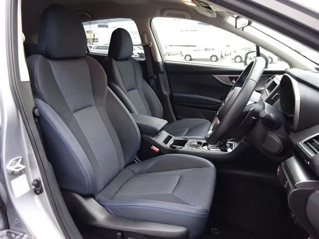 スバル　ＳＵＢＡＲＵ　ＸＶ　ハイブリッド