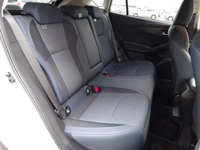 スバル　ＳＵＢＡＲＵ　ＸＶ　ハイブリッド