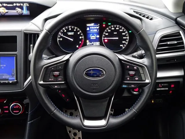 スバル　ＳＵＢＡＲＵ　ＸＶ　ハイブリッド