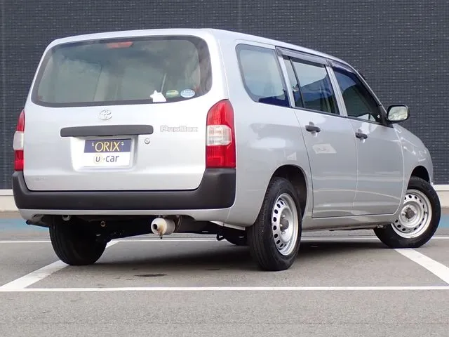 プロボックスバン　２ＷＤ（トヨタ）の車両写真