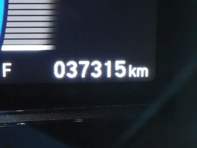 シャトル　ハイブリッド（ホンダ）の車両写真