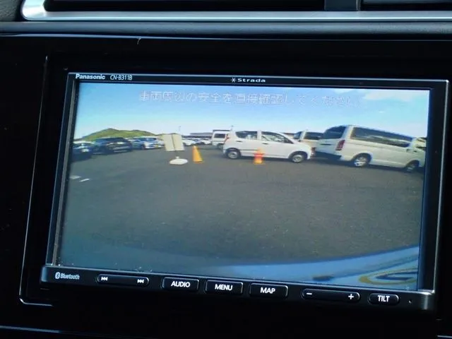 シャトル　ハイブリッド（ホンダ）の車両写真