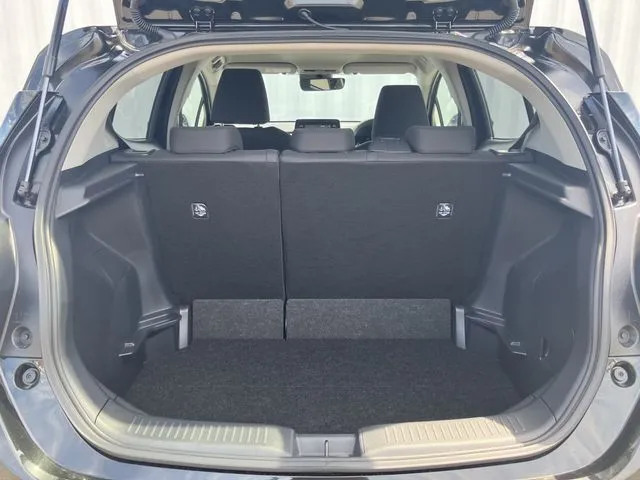 トヨタ　アクア